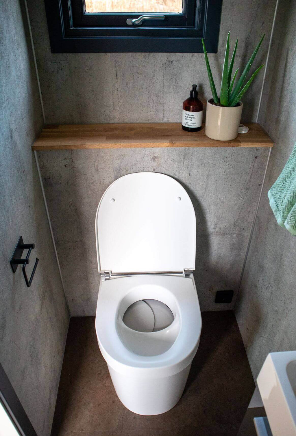 Separett Tiny 1270 Toilet With Internal Urine Tank