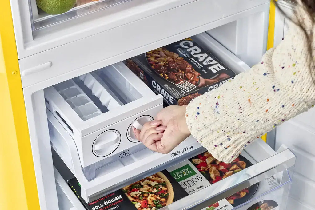 Unique 12 Cu/Ft 340L Classic Retro Bottom Mount Refrigerator
