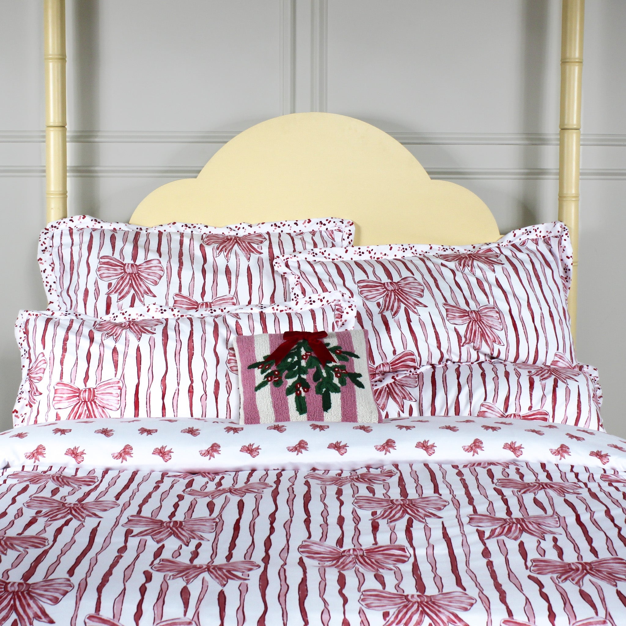 Stripes and Bows Duvet Cover