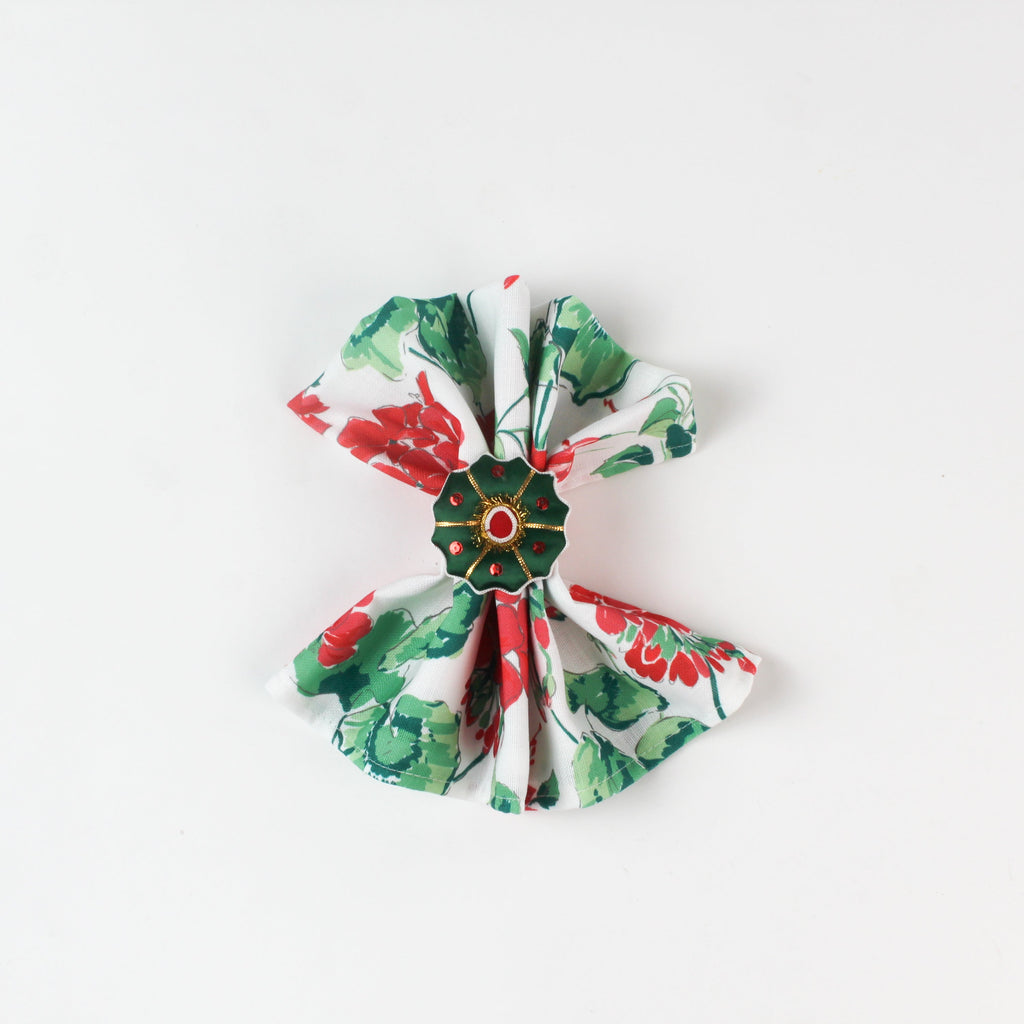 Cottage Grove Red Geranium Cloth Dinner Napkins, Set of 4