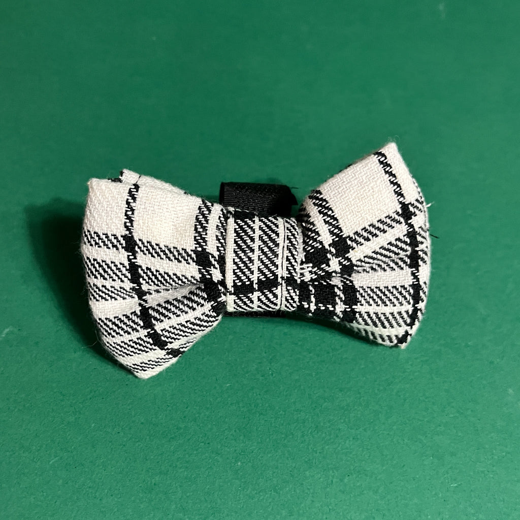 MacLoecke Black/White - Plaid Dog/Cat Bowties, Medium/Large