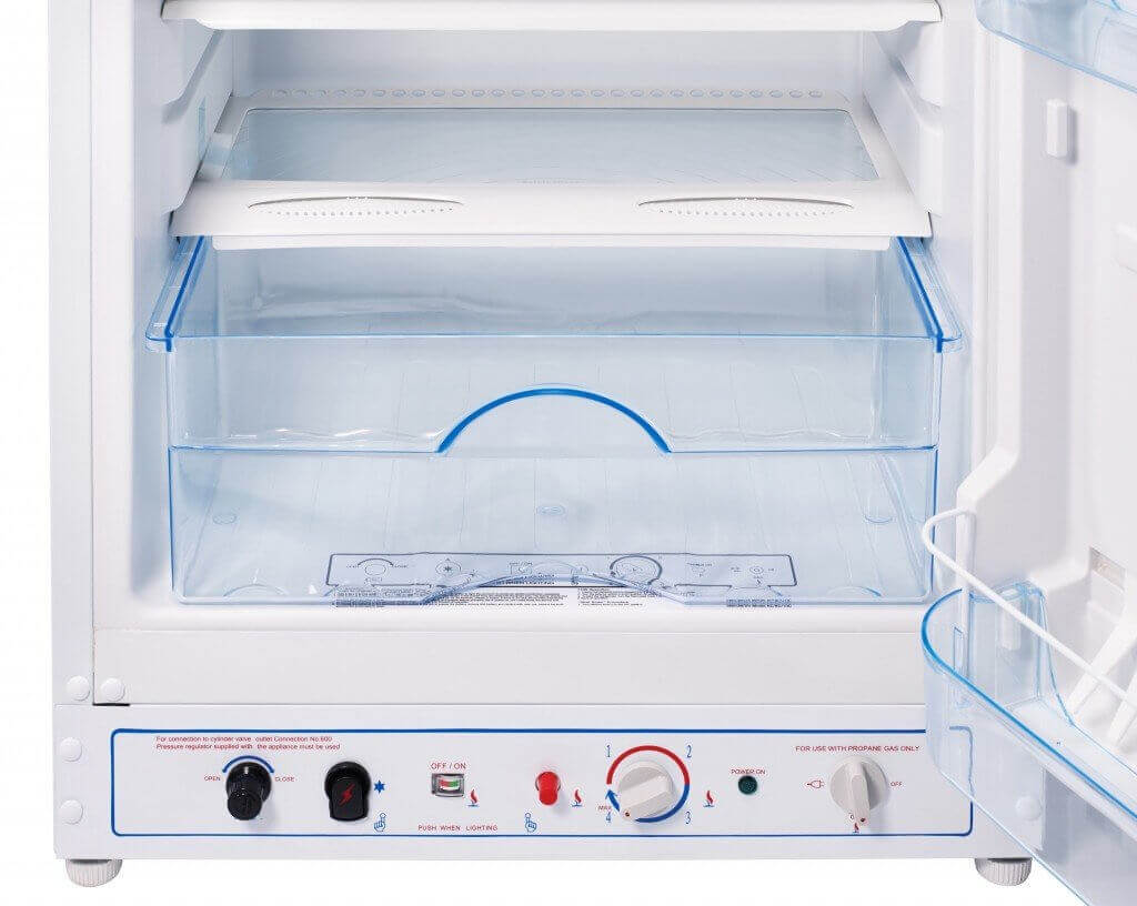 UNIQUE 8 CU/FT Propane Fridge with Freezer - White