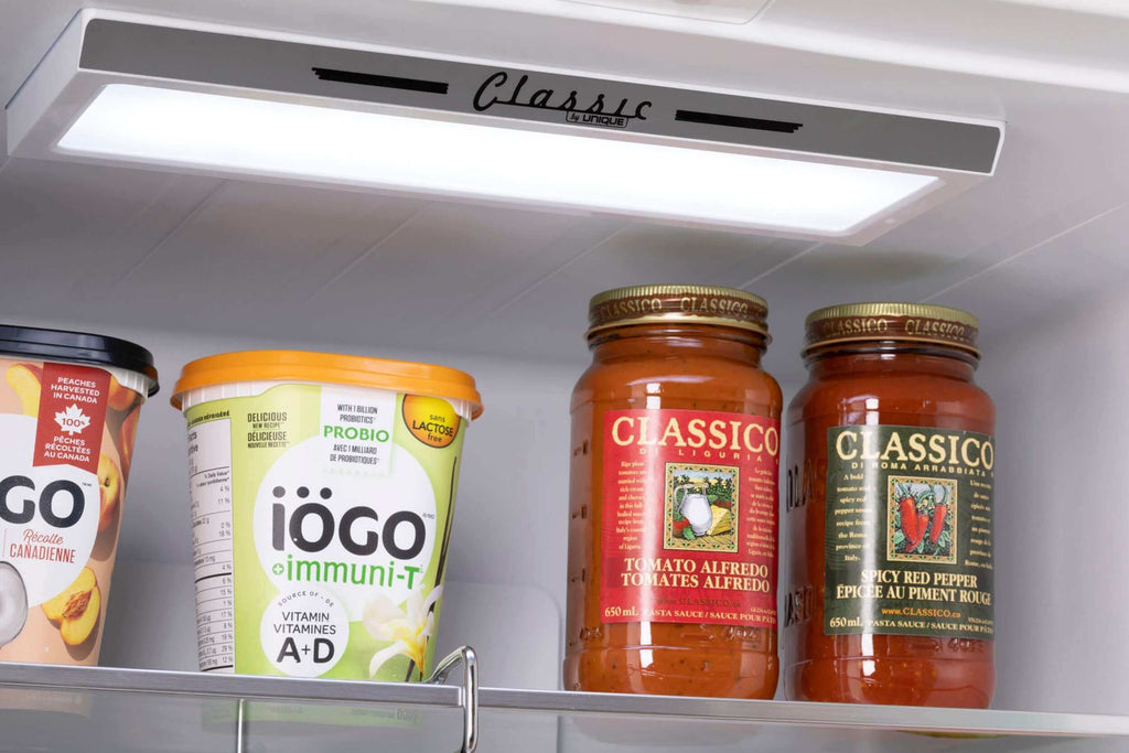 Unique 120V 18 Cu/Ft Classic Retro Bottom Mount Refrigerator