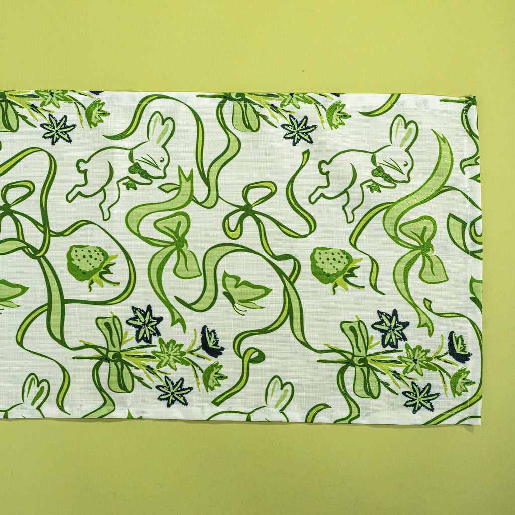 Bunnies and Bow Print Cloth Table Runner - Multicolor