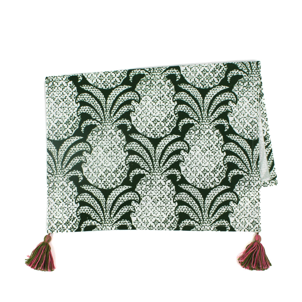 Round Hill Pineapple Tea Towels/Dish Towels/Guest Towels - Green