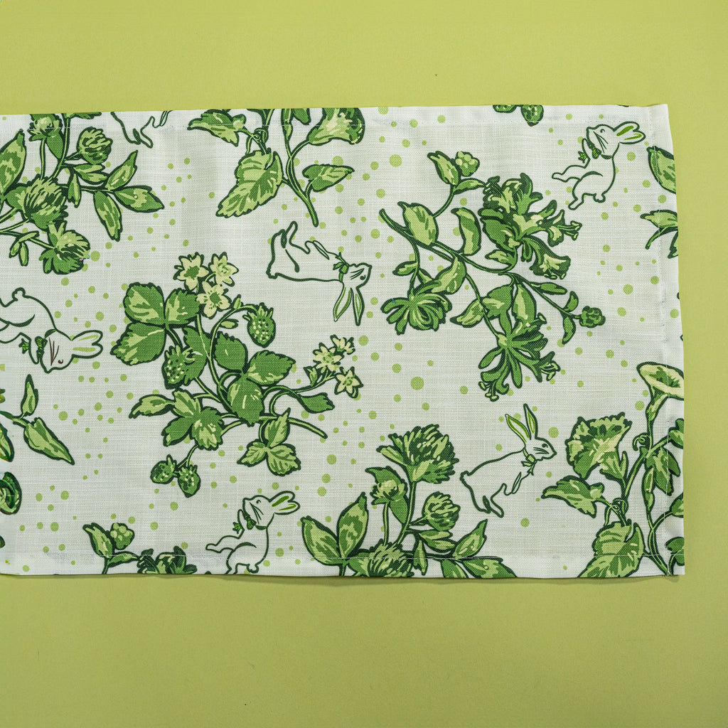 Spring Strawberry Cloth Table Runner - Green