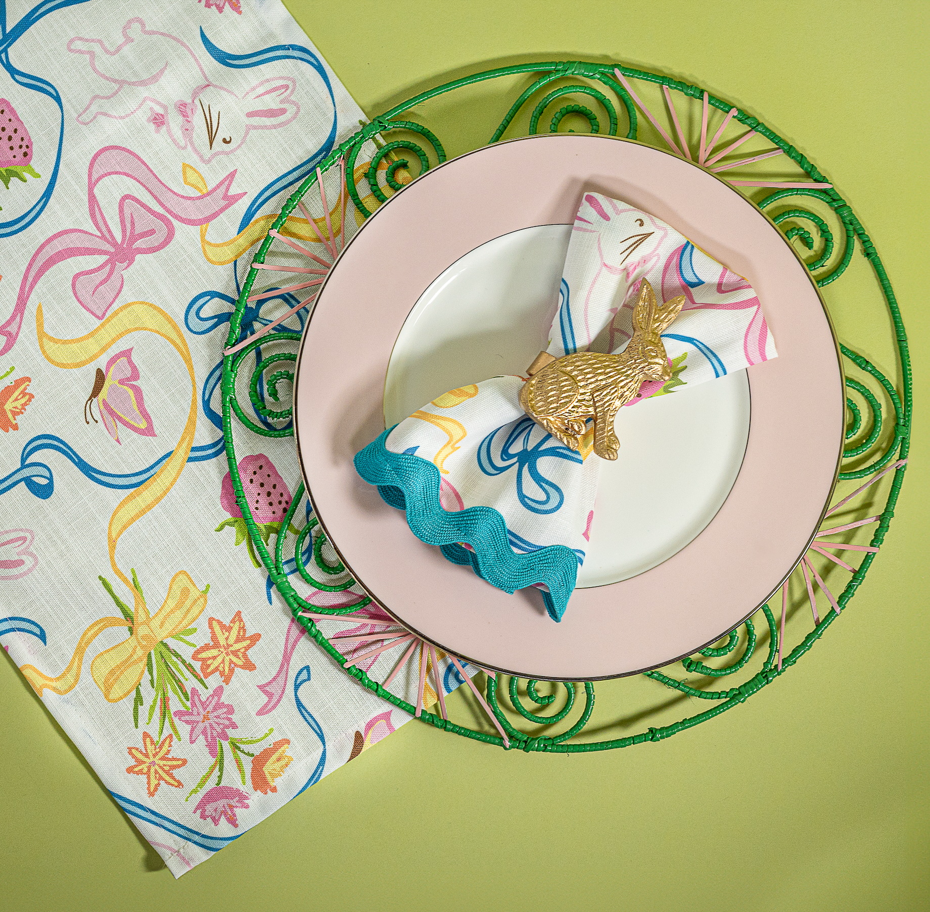 Bunnies and Bow Print Cloth Table Runner - Multicolor