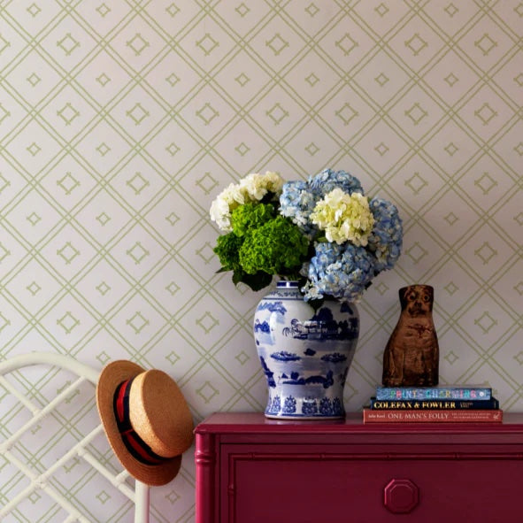 Island House Small Bamboo Trellis Unpasted Wallpaper - Meadow Green