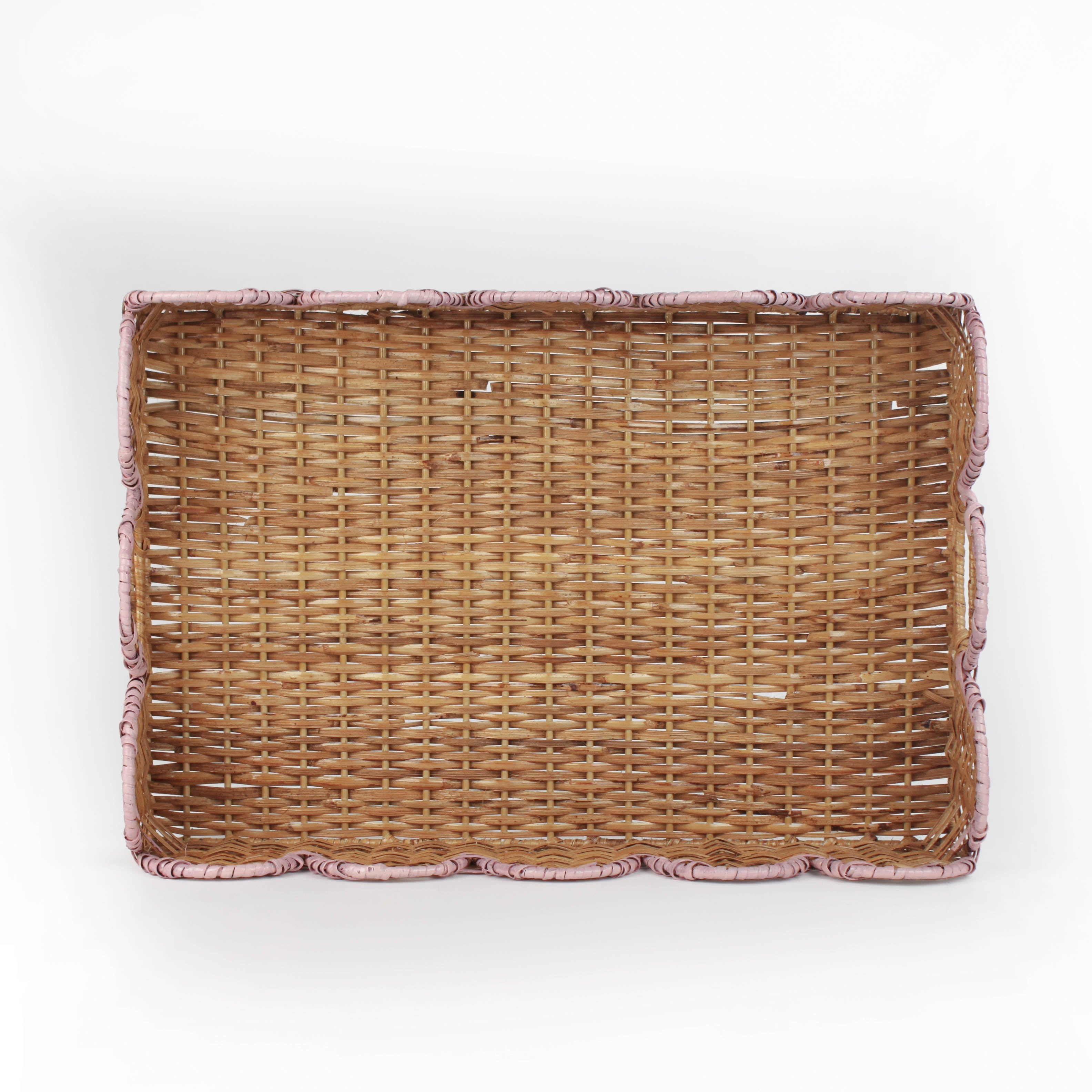 Scalloped Hand-Painted Rattan Tray With Bow - Pink