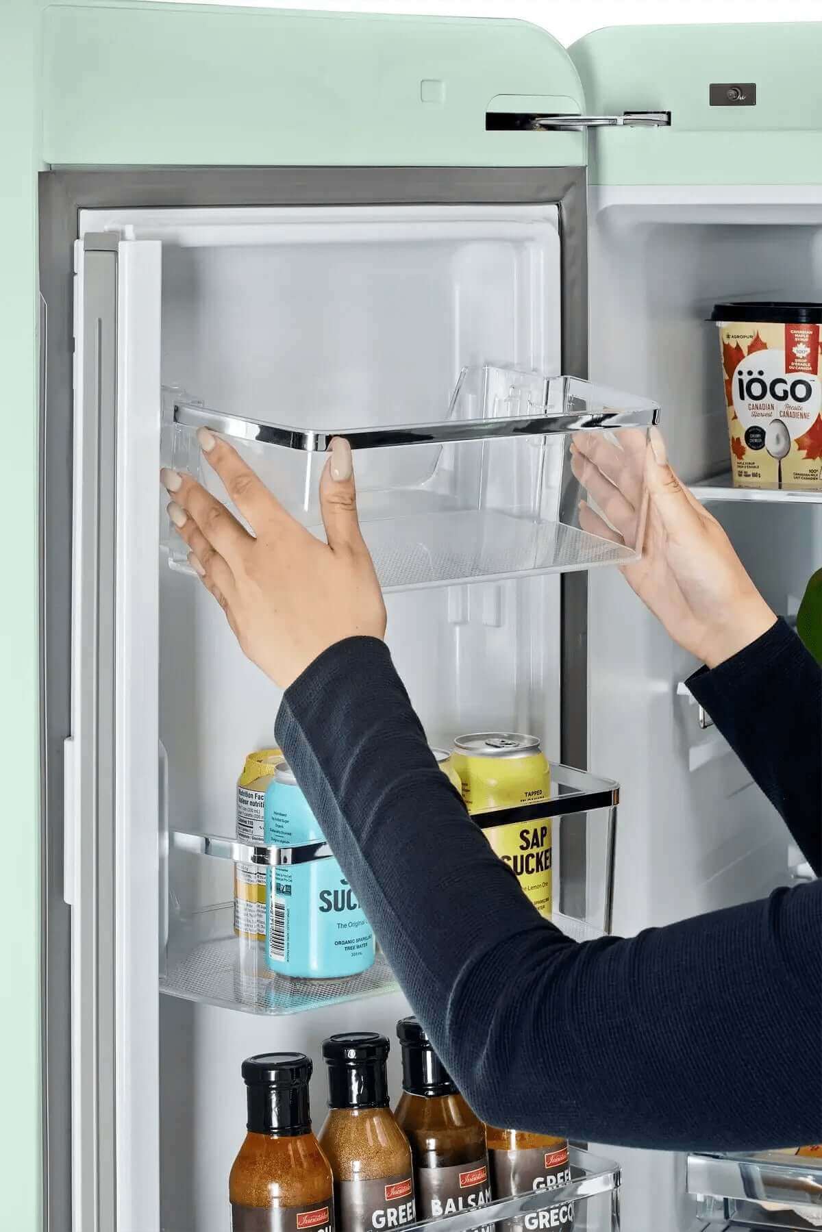 Unique 21.4 Cu/Ft 595L French Door Refrigerator